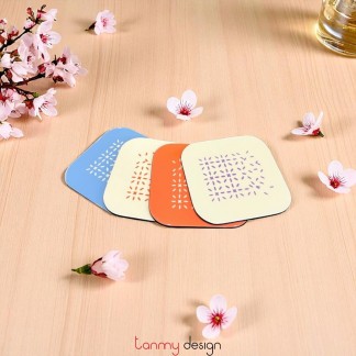 Set of 4 square lacquer coasters with pattern 9x9xH0.25 cm